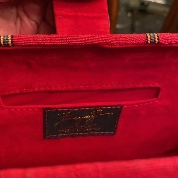 Beautiful red canvas with velvet interior, shoulder, or Crossbody purse‎ - Picture 2 of 5